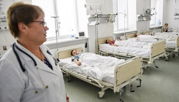 Вкусила в руку: на Турківщині через змію дитина опинилась у лікарні