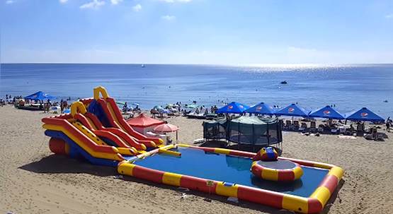 Годину реанімували: на березі Чорного моря не змогли врятувати львів’янина