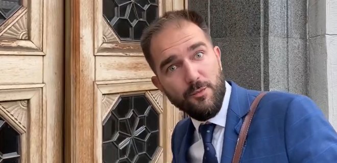 У Львові п’яний нардеп, якого підозрюють у хабарництві, скоїв аварію