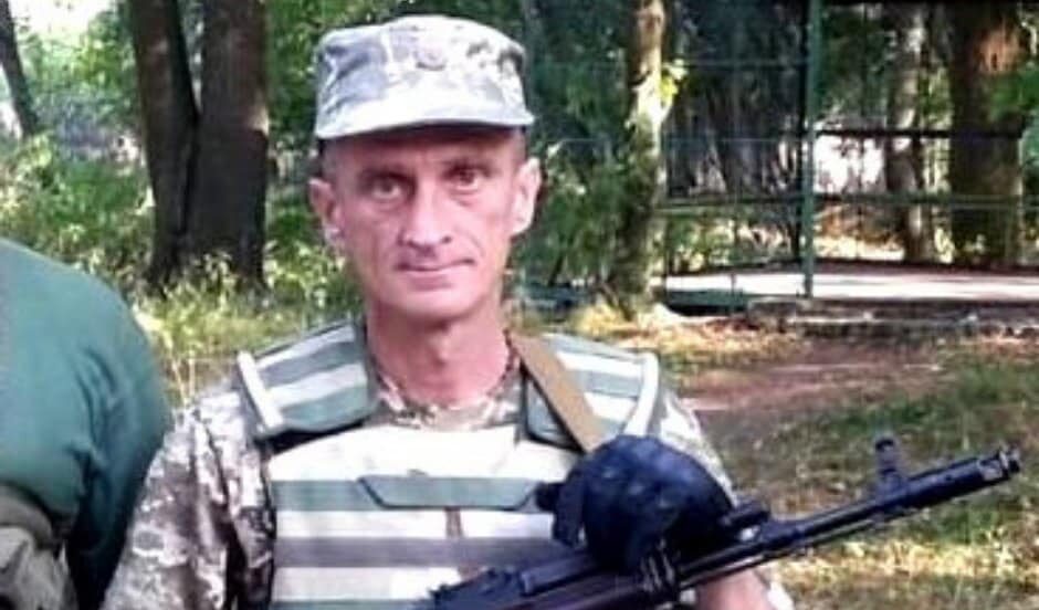 «Хто знав, що це “востаннє” буде – назавжди»: на Яворівщині прощаються із бійцем Олександром Оросом