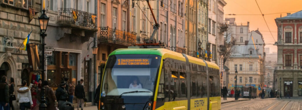 У Львові через аварію практично не курсують трамваї