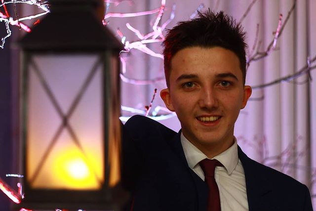 У день смерті вакцинувався: не стало 19-річного студента з Львівщини