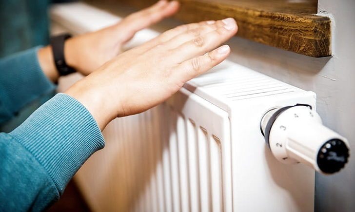 У кінці жовтня під час пандемії обласні депутати залишили комунальні заклади Львівщини без тепла