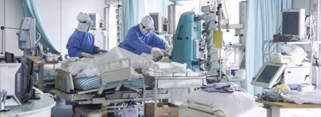 «Більшість реанімаційних ліжок заповнені»: керівники львівських лікарень вимагають ще дужче посилити карантин