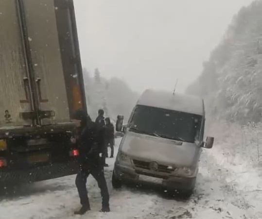 На дорозі Стрий-Дрогобич ускладнення через ДТП