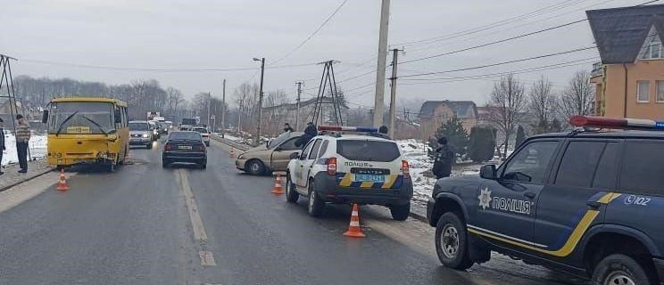 Біля Дрогобича внаслідок ДТП постраждало троє людей