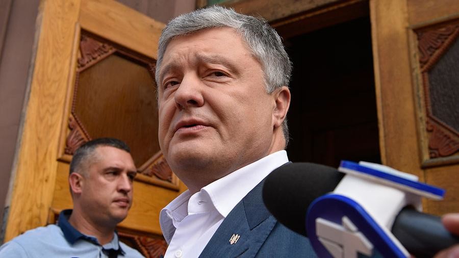 Петро Порошенко відмовився свідчити у ДБР