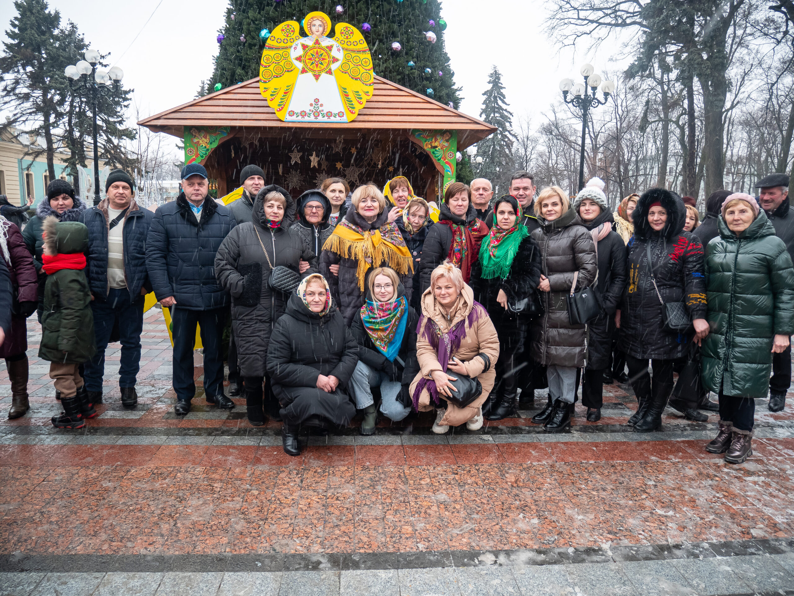 200 хористів з Яворівщини заколядували разом на площі Конституції