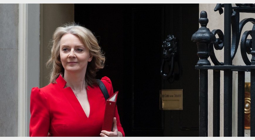 Британія заявила, що знає, кого Росія хоче “поставити” лідером у Києві