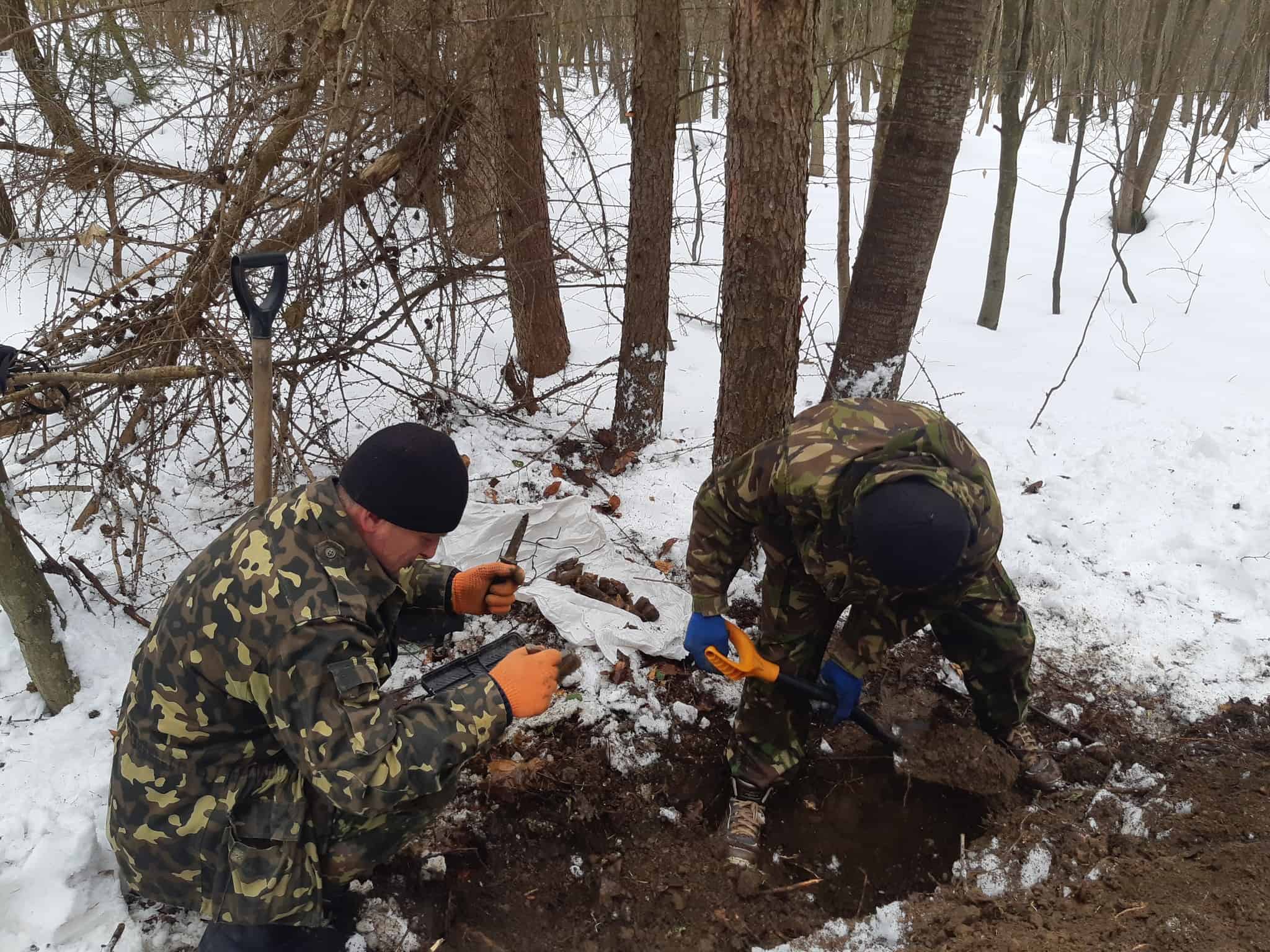 На місці падіння радянського літака знайшли останки льотчика