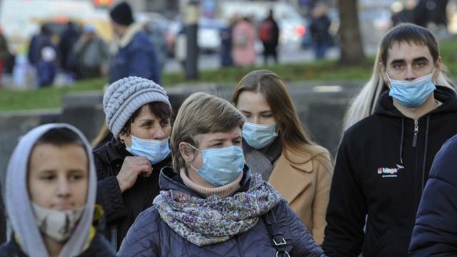Науковці прогнозують появу нових штамів коронавірусу