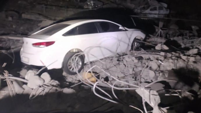 На трасі Київ-Житомир підірвали міст: загинула дитина