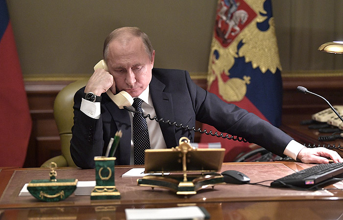 Путін повідомив Німеччину та Францію про визнання незалежними ОРДЛО