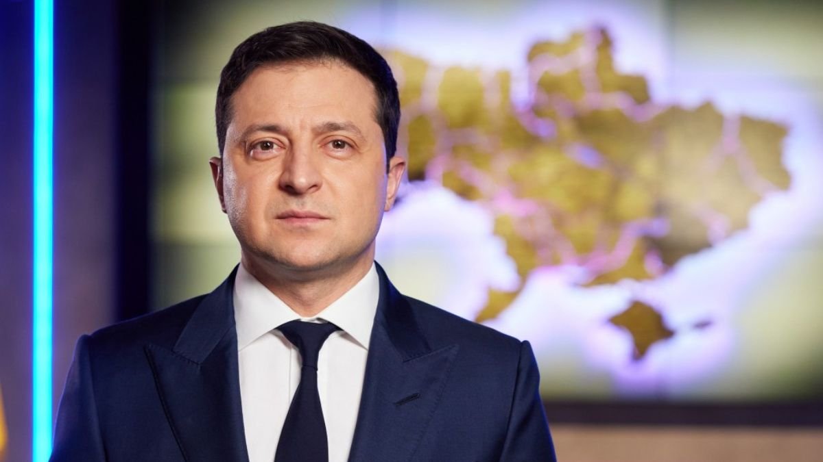 В Україні оголошено воєнний стан, – Зеленський звернувся до українців (ВІДЕО)