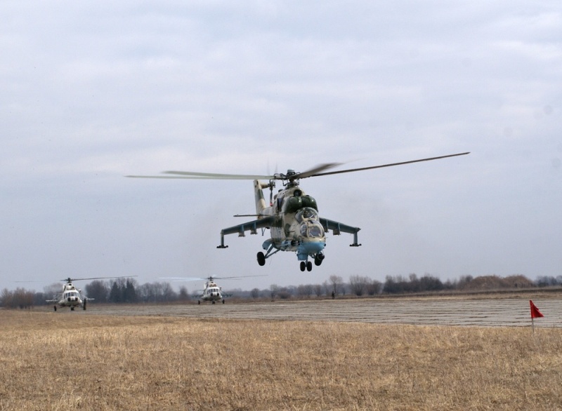 Обстріляно дві військові частини на Львівщині