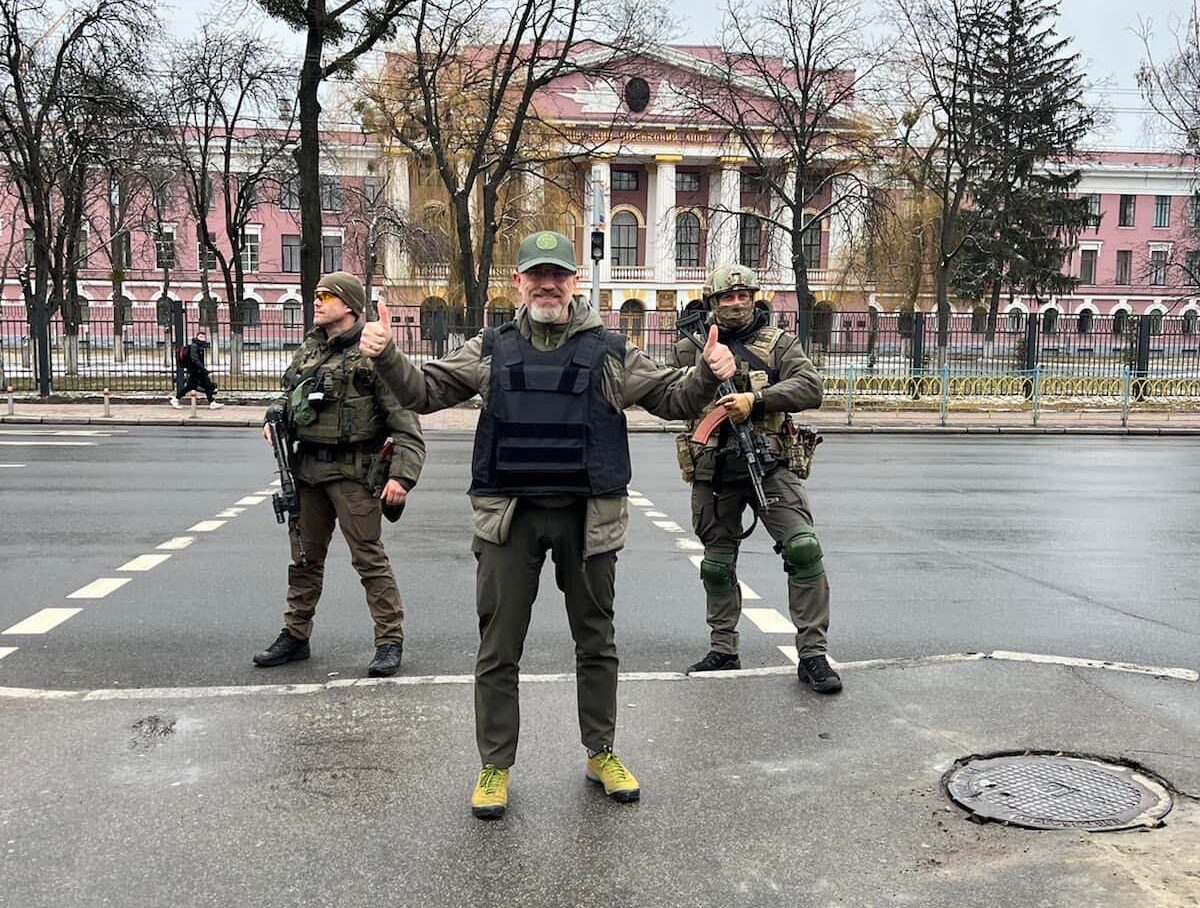 Ворог готує дезу про капітуляцію. Це брехня! – Резніков