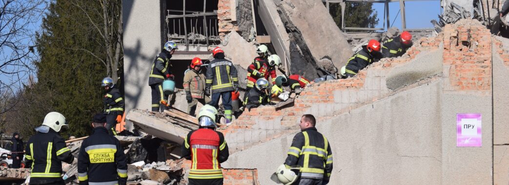 Через обстріл телевежі на Рівненщині загинуло 9 осіб: під завалами досі залишаються люди