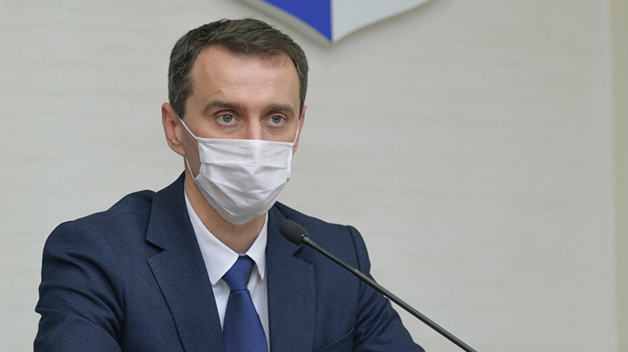 Коронавірус не зник: щодня в Україні фіксують щонайменше 4,5 тисяч випадків