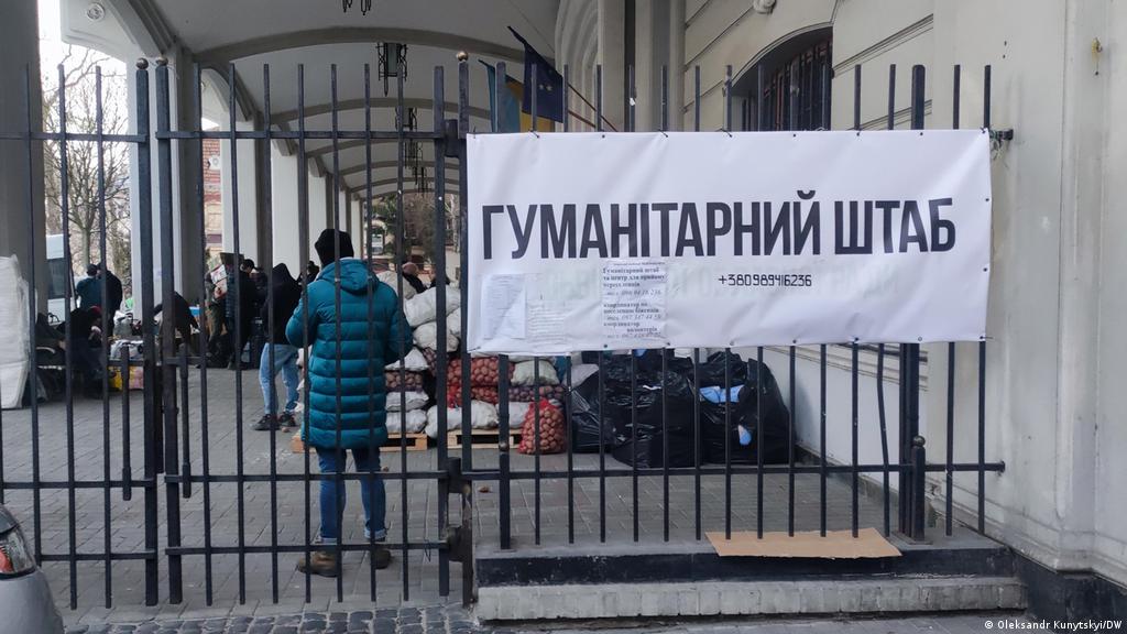 80% допомоги, яка надходить у штаби Львівщини, скеровують на фронт захисникам і цивільним у гарячих точках