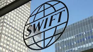 Сім російських банків вже відключені від SWIFT