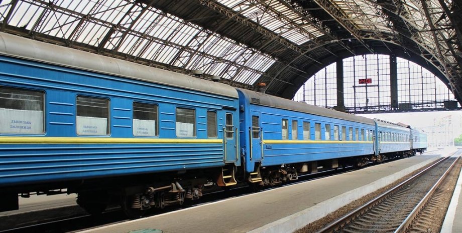 Укрзалізниця оголосила евакуаційні рейси на 15 березня