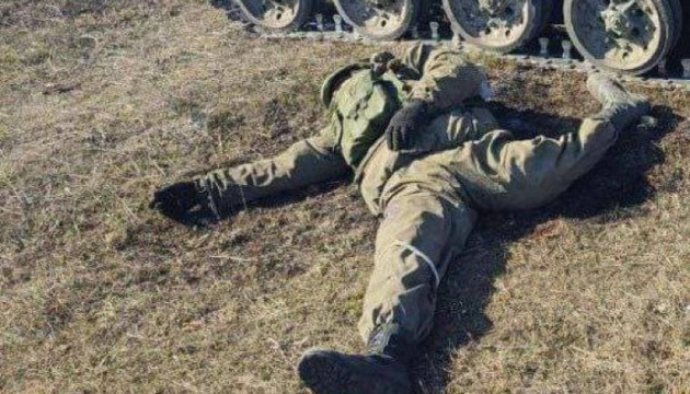 В окупованому Луганську лікарню перетворили у військовий госпіталь: частина закладу стала моргом