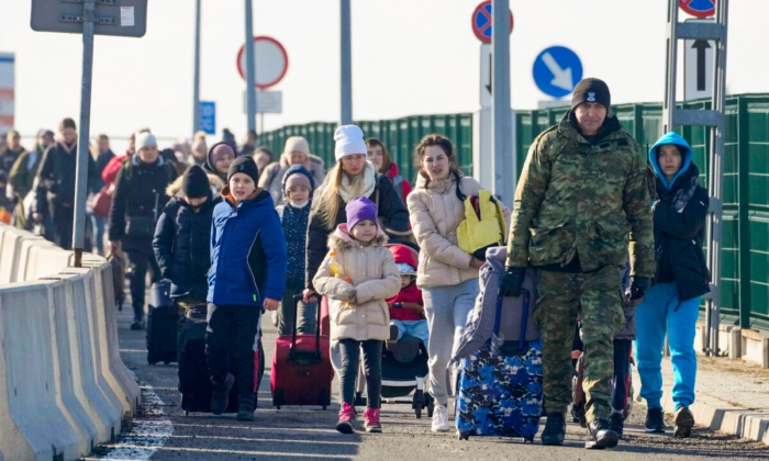 ЄС планує вакцинувати вимушених переселенців з України