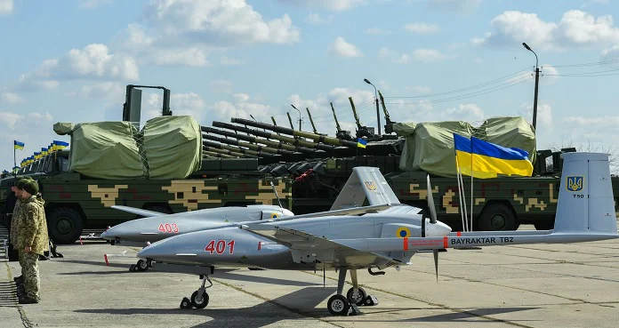 Bayraktar матиме український двигун: в Туреччині провели презентацію нового безпілотника