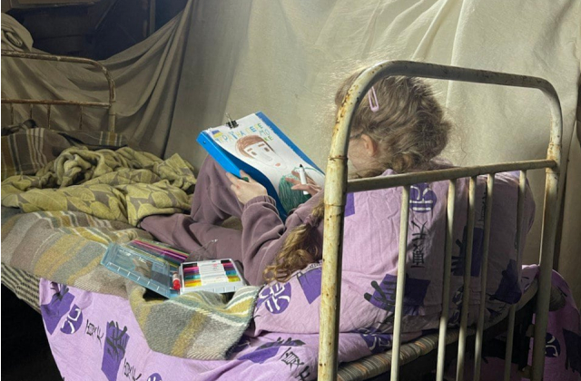 «Мамо, я бачу війну»: в Україні запустили проєкт для допомоги постраждалим дітям