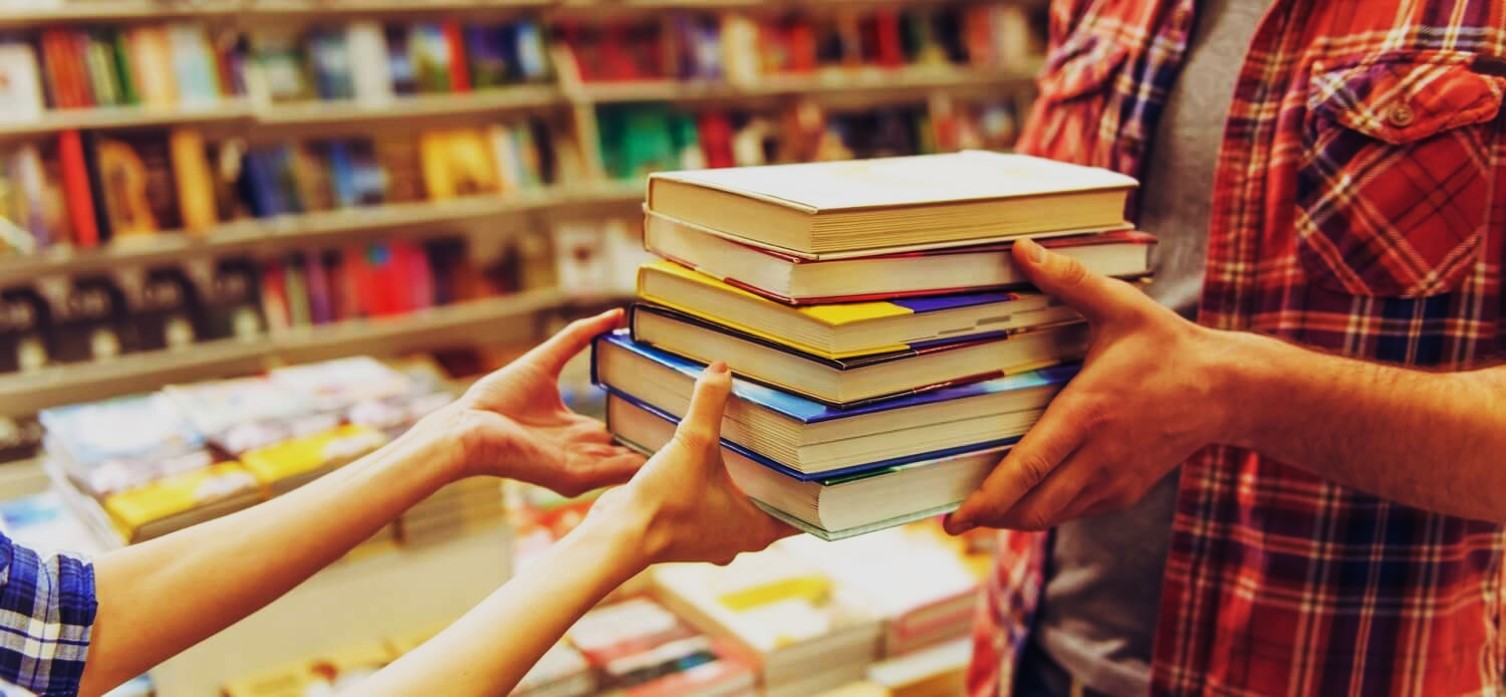 У Львові збирають книги для українців за кордоном: перелік адрес