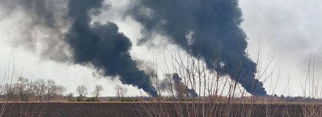Окупанти випустили ракети по Вінниці: горить аеропорт