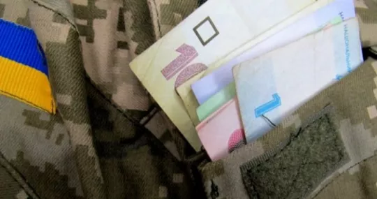 Уряд розширив перелік отримувачів “бойових” 100 тис грн: кому виплачуватимуть