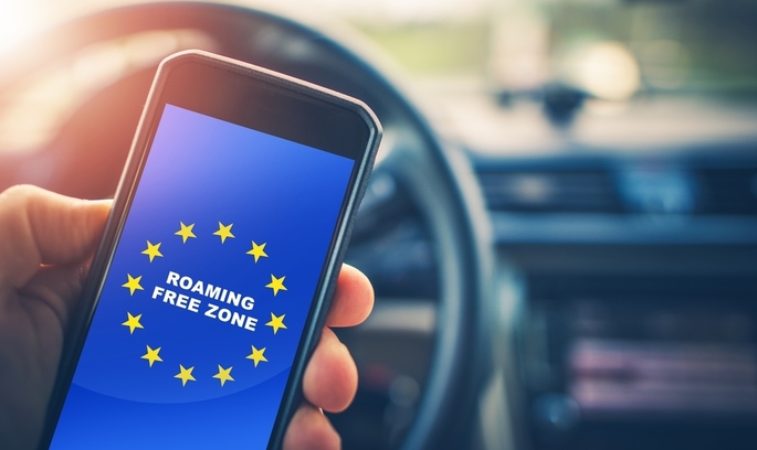 У Європі запровадили безкоштовний роумінг для українських біженців