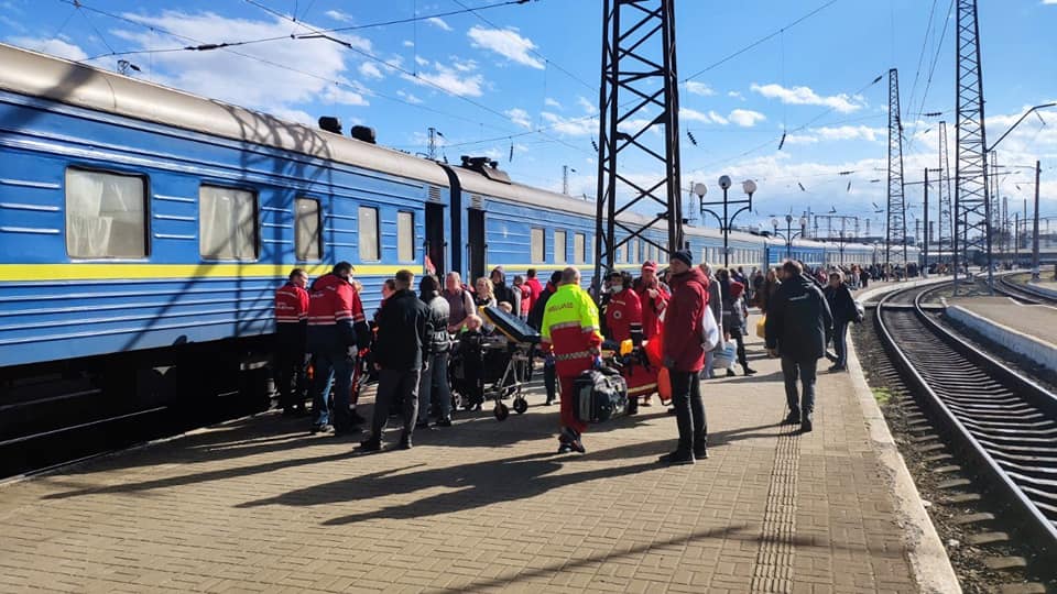 До Львова прибули ще понад дві тисячі людей з Краматорська