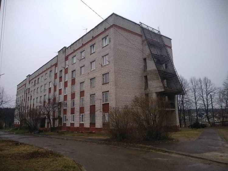 На Львівщині облаштовують житло для довготривалого перебування вимушених переселенців