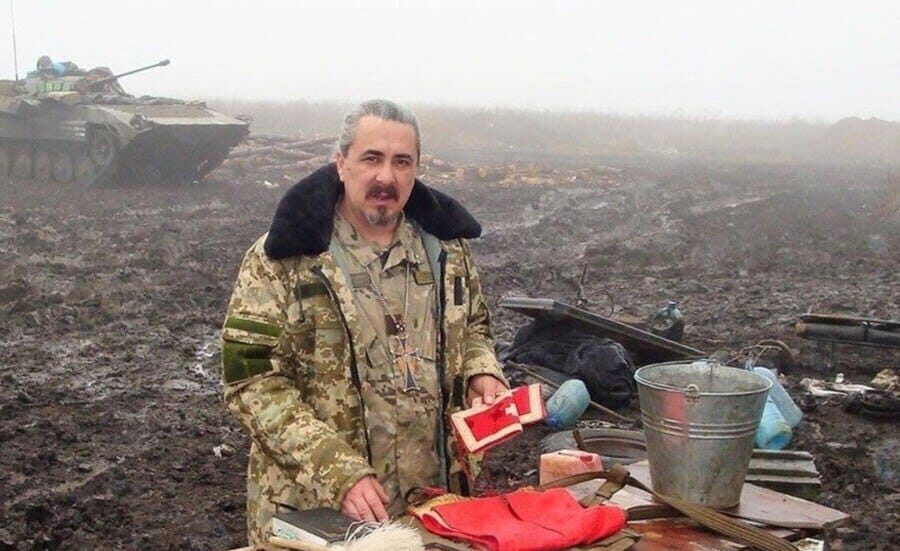 Рашисти взяли в полон та катують українського священника