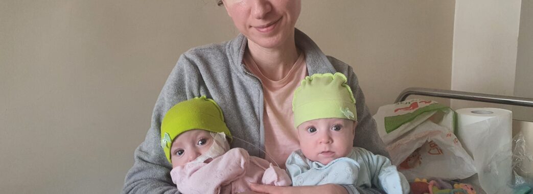 Львівські медики врятували недоношених близнючок, які захворіли внаслідок сидіння в підвалі