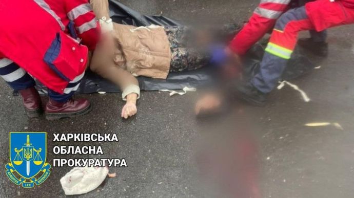 У Харкові ворожий снаряд прилетів на дитячий майданчик: двоє загиблих