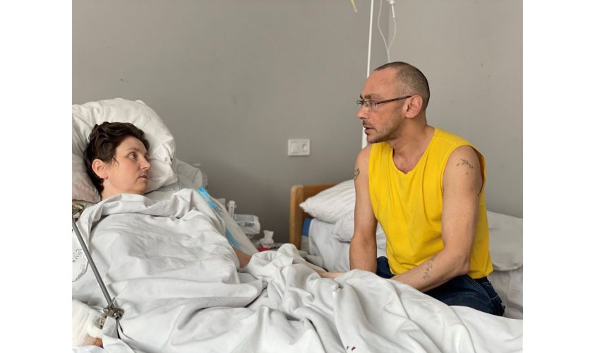 Львівські лікарі врятували важкопоранену багатодітну маму з Попасної