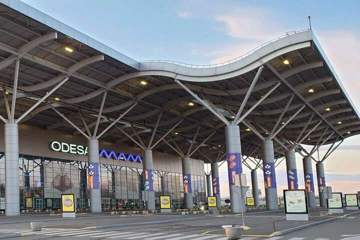 Рашисти атакували аеропорт в Одесі