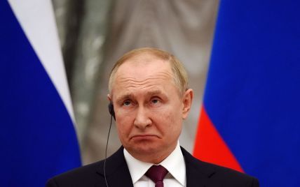 Путін заявив Ердогану, що у Маріуполі бойових дій уже немає