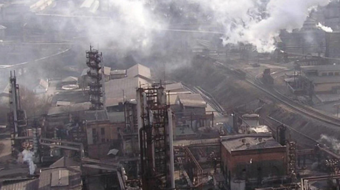 За ніч «Азовсталь» накривали десятками авіаударів