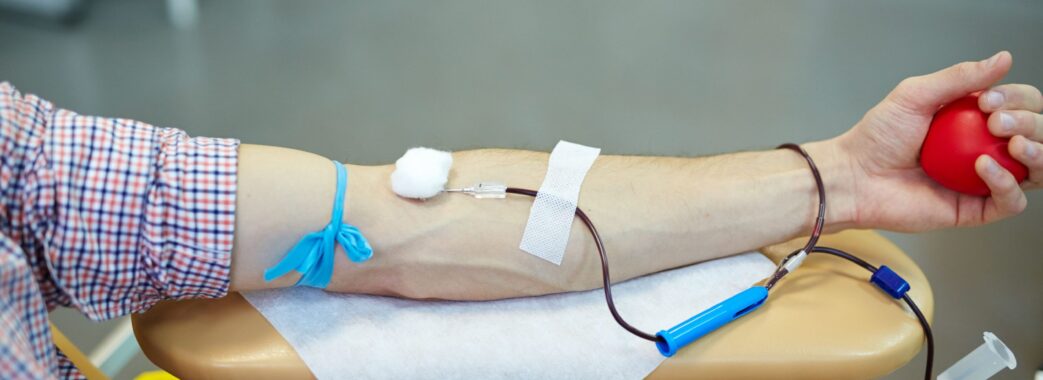 Центр служби крові у Львові шукає донорів