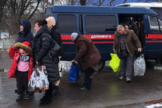 Евакуація населення: на сьогодні влада погодила 9 гуманітарних коридорів