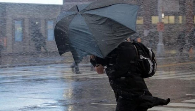 Завтра у Львові буде дощ, можливі грози