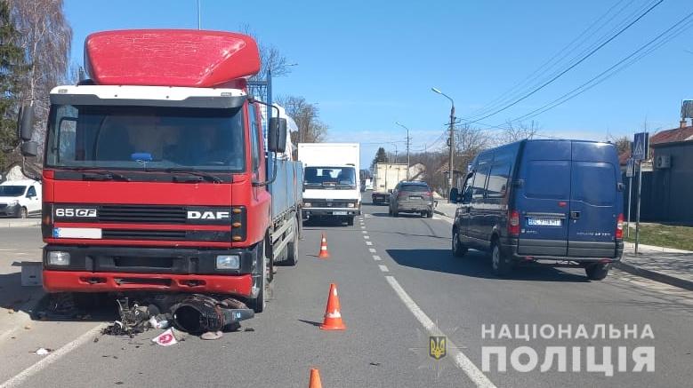 На Львівщині внаслідок ДТП загинув 74-річний скутерист