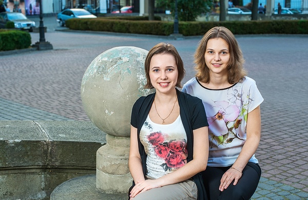 Сестер Музичук звинуватили у лояльності до окупантів: шахістки спростували