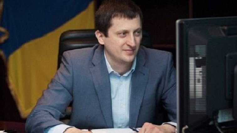 Начальник Держгеокадастру Львівщини незаконно роздавав землі неподалік Львова, – ДБР