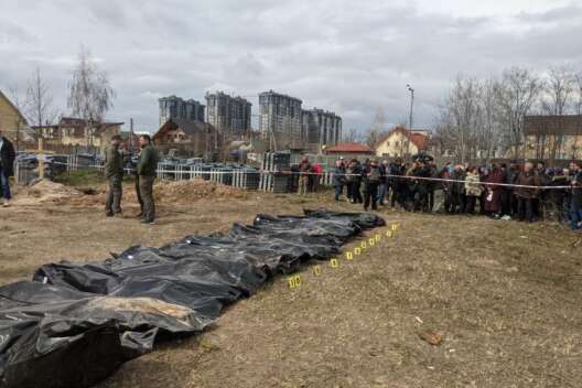 Кожен третій загиблий на Київщині – з Бучі: в місті завершують ексгумацію тіл