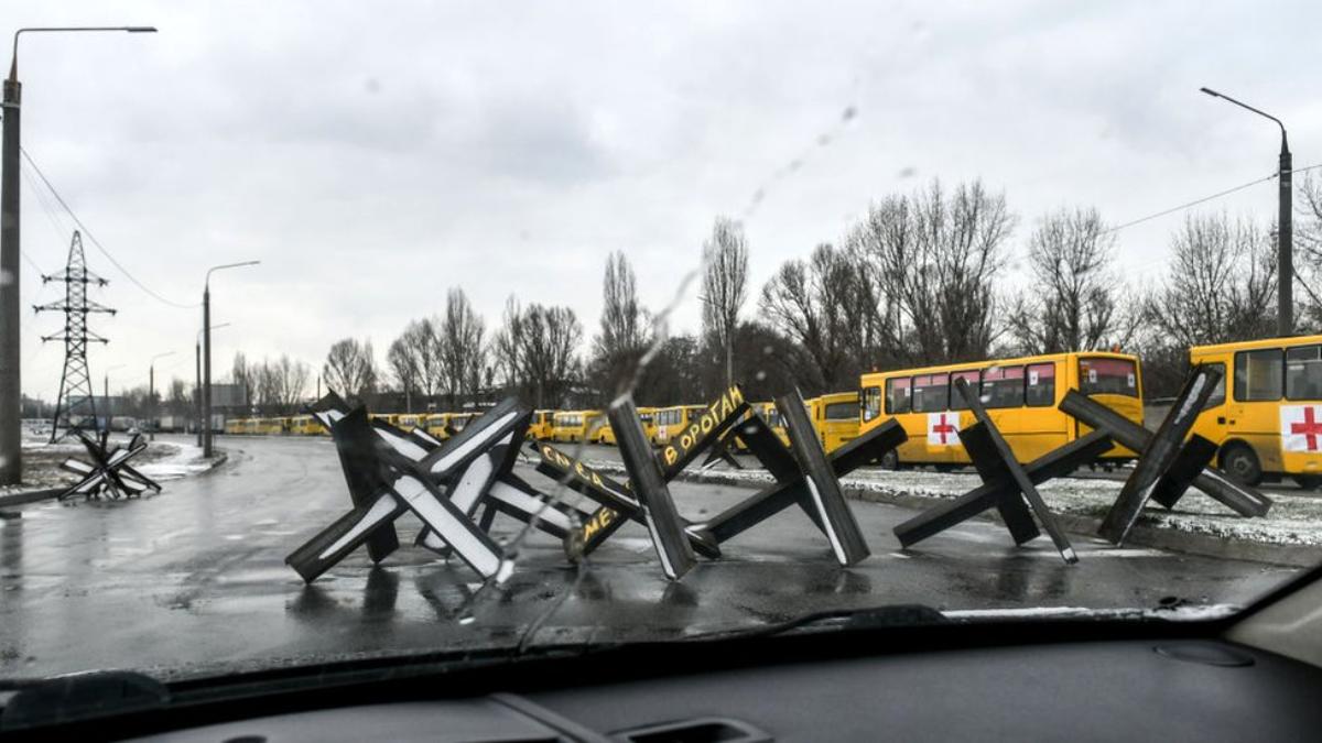 Сьогодні гуманітарних коридорів не буде, але з Луганщини спробують вивезти людей
